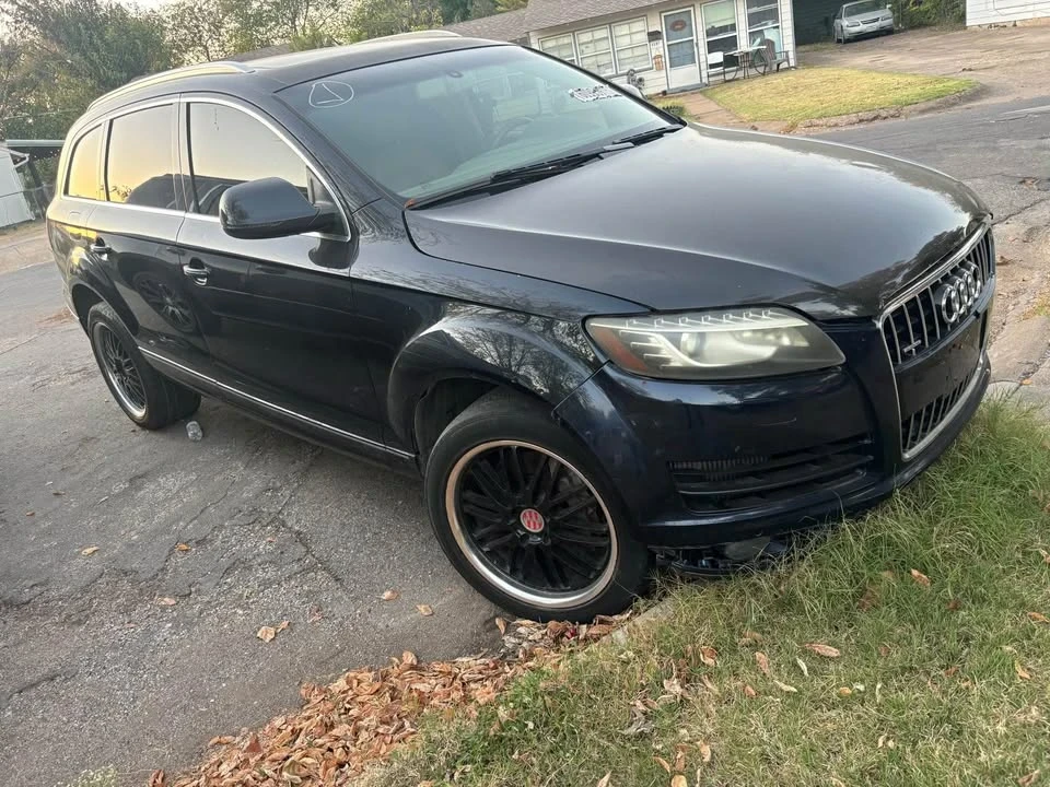 2011 Audi 4L Q7 - Image 2 of 2