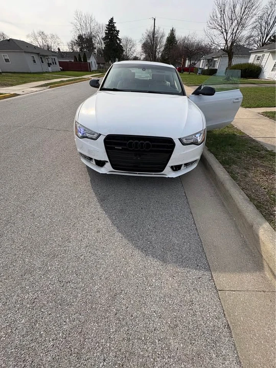 2013 Audi B8 A5 - Image 2 of 7