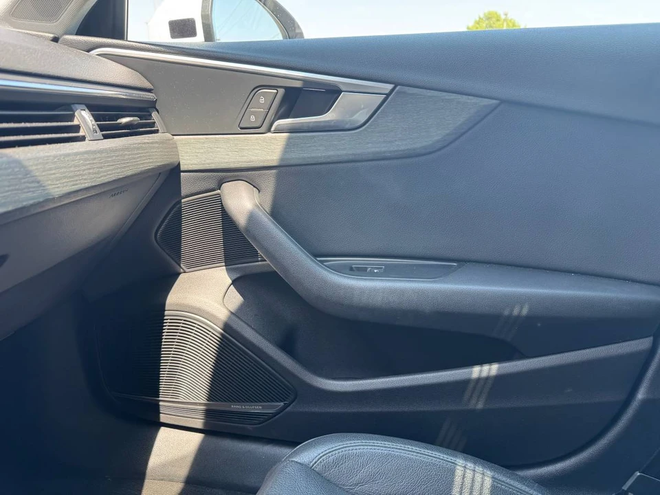 2017 Audi B9 A4 - Image 22 of 24