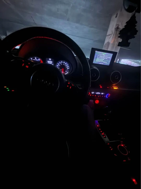 2015 Audi 8V A3 - Image 2 of 2