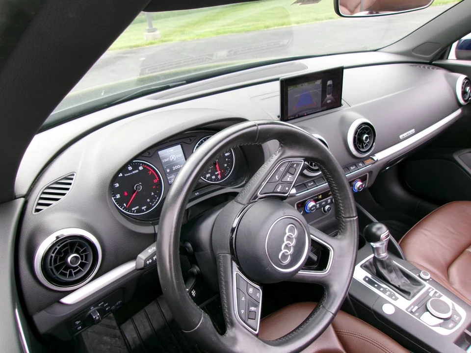 2017 Audi 8U Q3 - Image 11 of 20