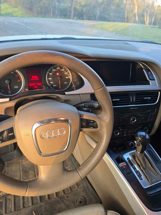 2010 Audi B8 A4 - Image 4 of 10
