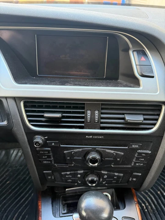 2011 Audi B8 A4 - Image 10 of 10