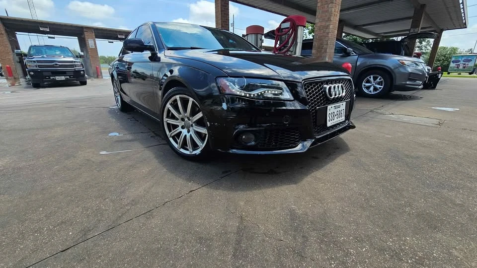 2011 Audi B8 A4 - Image 2 of 5