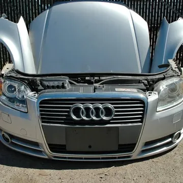 2005 Audi A4 Quattro Front End Nosecut