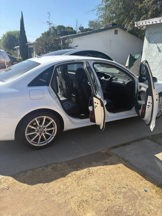 2015 Audi B8 A4 - Image 5 of 12