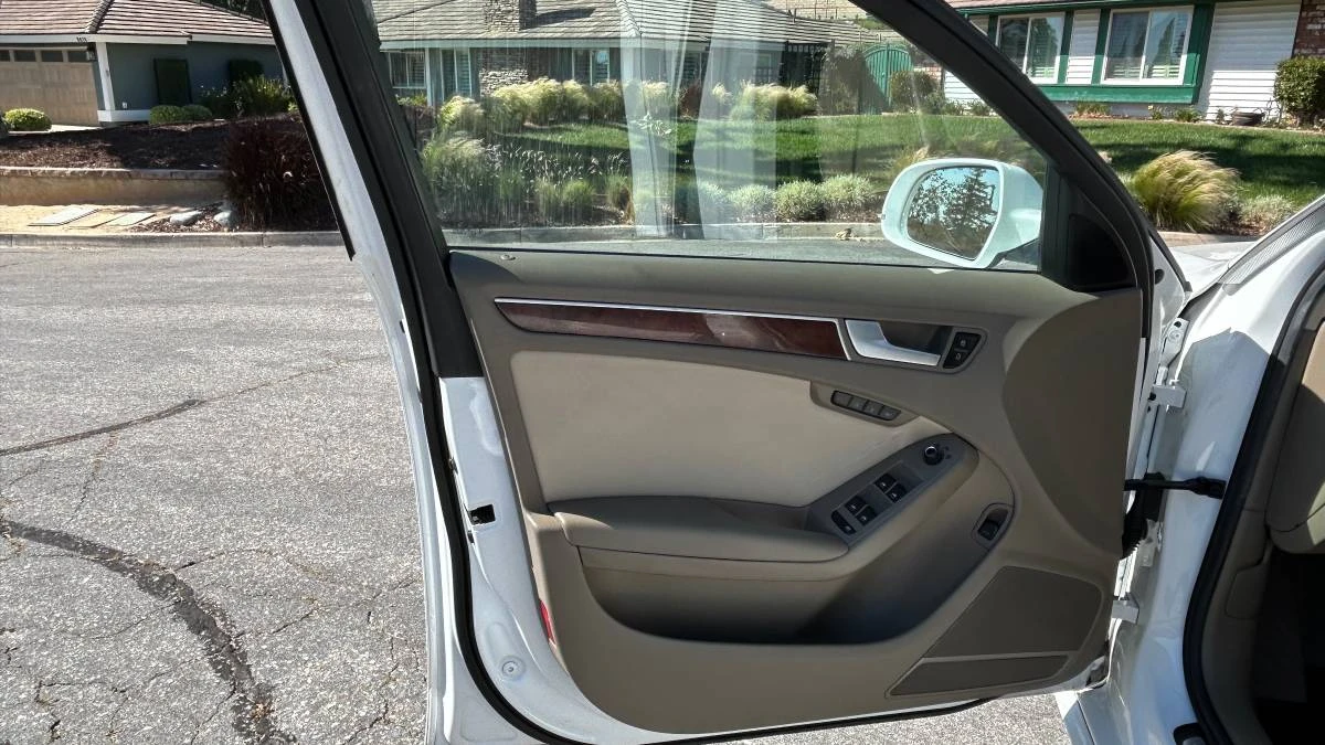 2012 Audi B8 A4 - Image 12 of 23