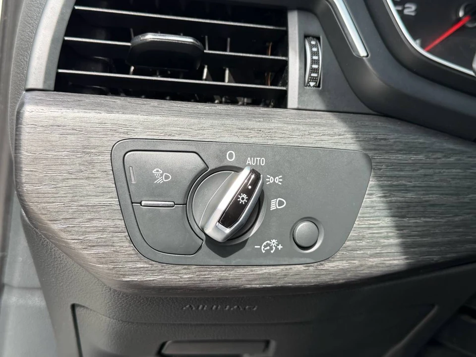 2018 Audi B9 A4 - Image 12 of 14