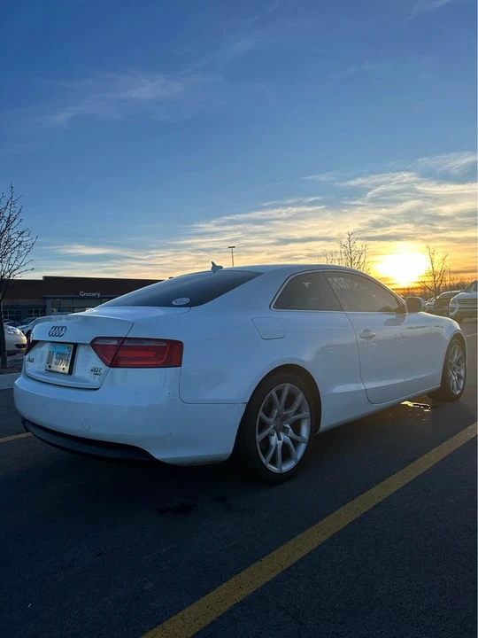 2011 Audi B8 A5 - Image 2 of 10