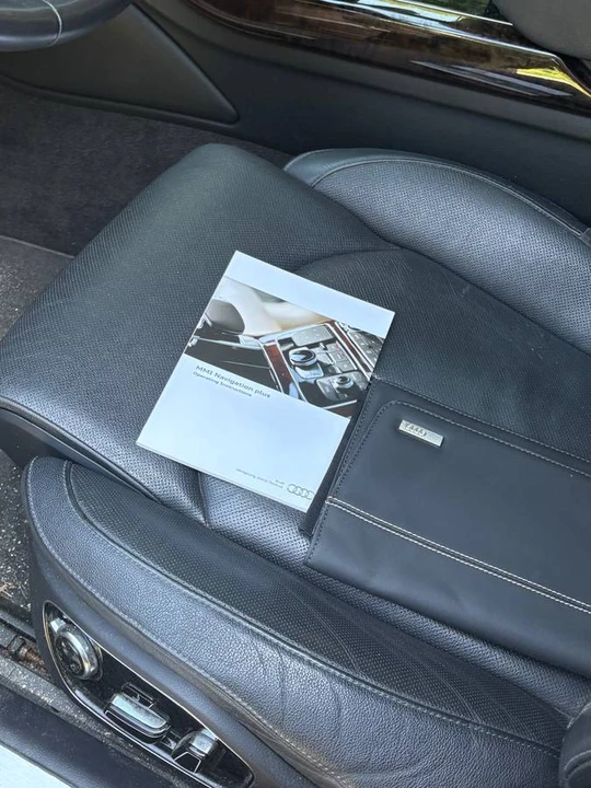 2011 Audi D4 A8 - Image 3 of 7