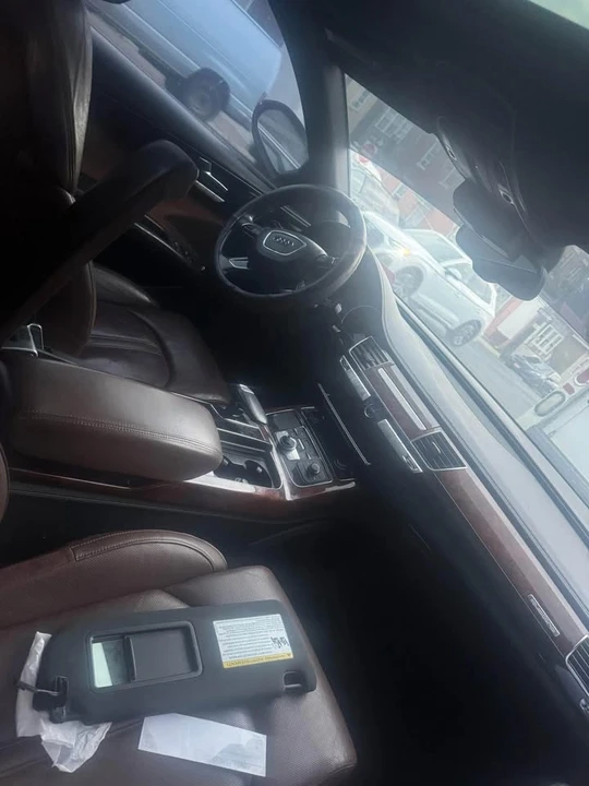 2012 Audi D4 A8 - Image 5 of 9
