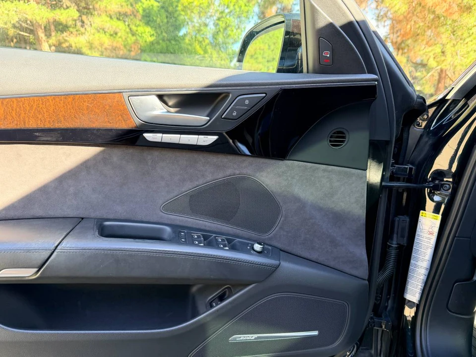 2012 Audi D4 A8 - Image 17 of 24
