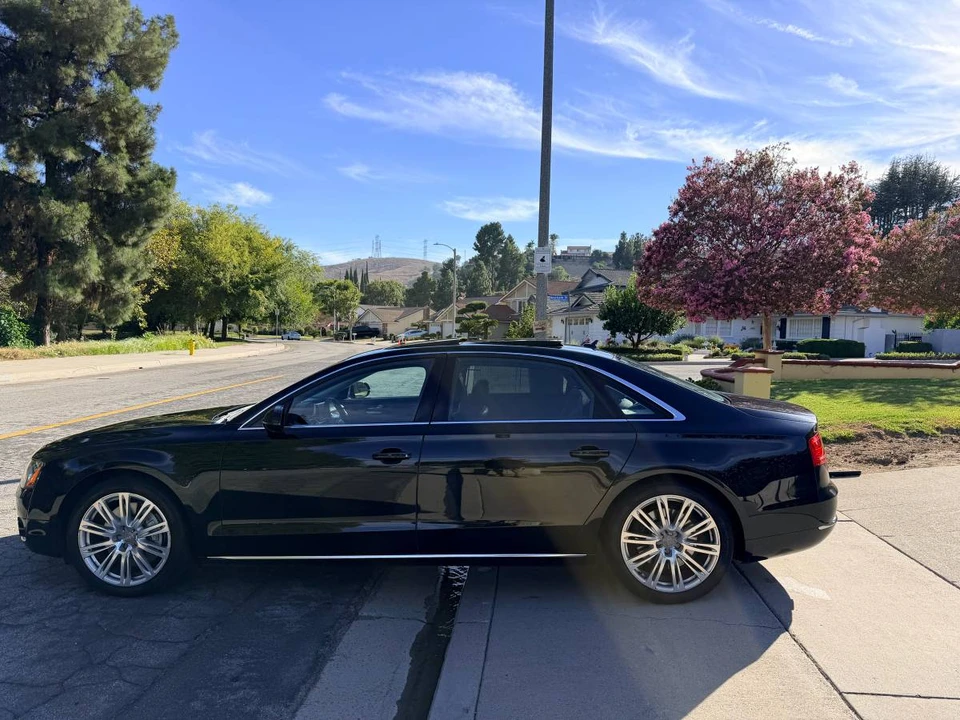 2012 Audi D4 A8 - Image 4 of 24
