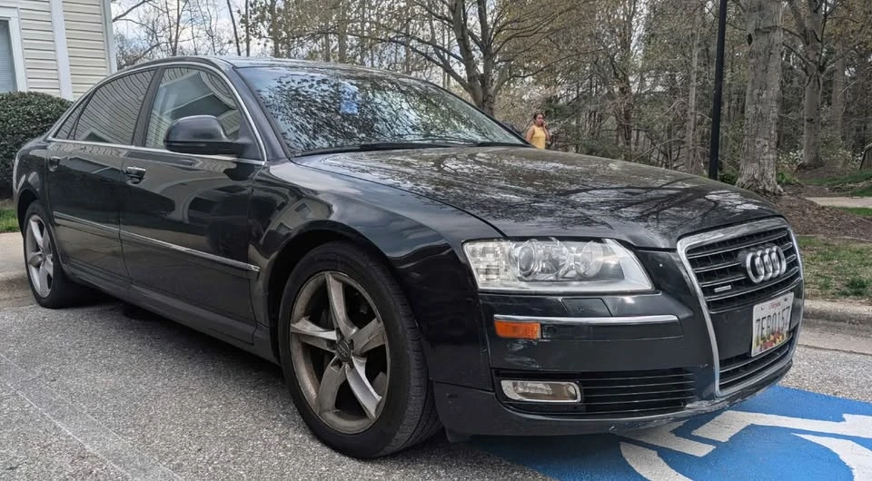 2010 Audi D4 A8 - Image 3 of 10