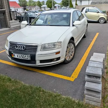 2005 Audi A8
