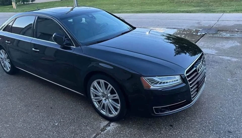 2016 Audi D4 A8 - Image 2 of 5