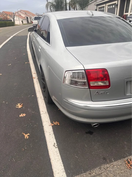 2005 Audi D3 A8 - Image 3 of 4