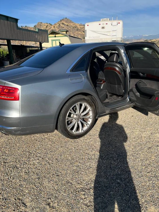2013 Audi D4 A8 - Image 4 of 10