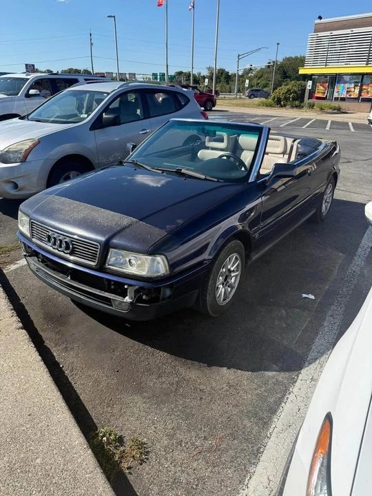 1996 Audi Coupe & Cabriolet - Image 2 of 10