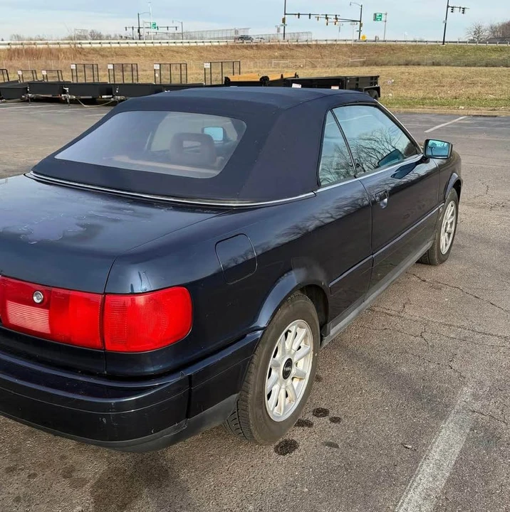 1996 Audi Coupe & Cabriolet - Image 10 of 10