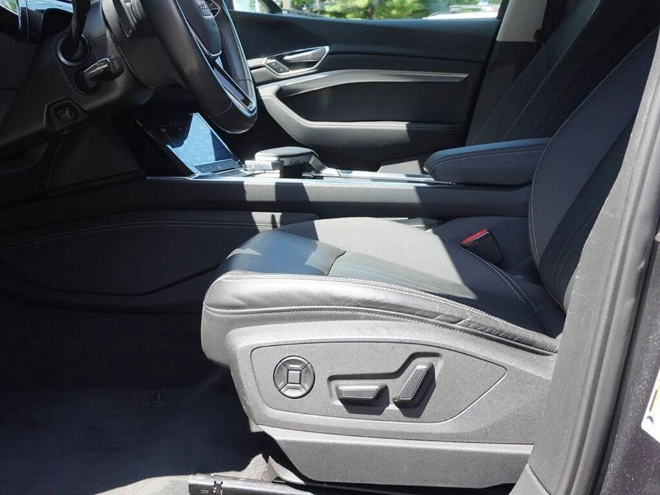 2021 Audi e-tron - Image 7 of 10