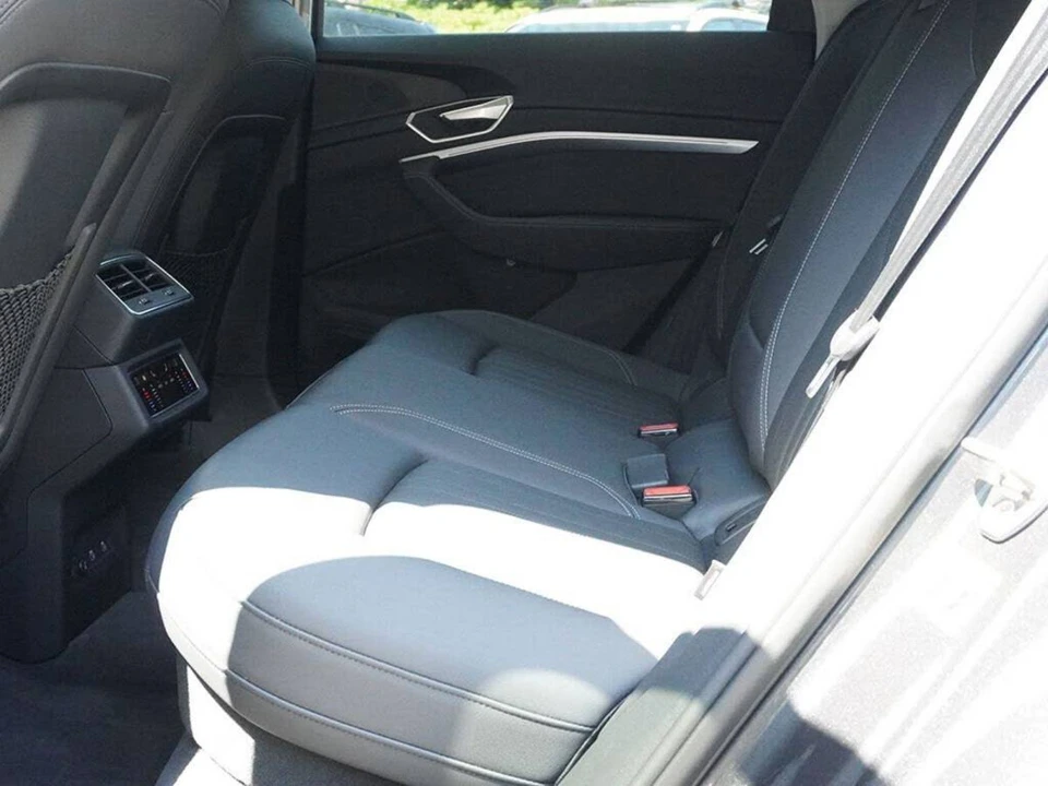 2021 Audi e-tron - Image 5 of 10