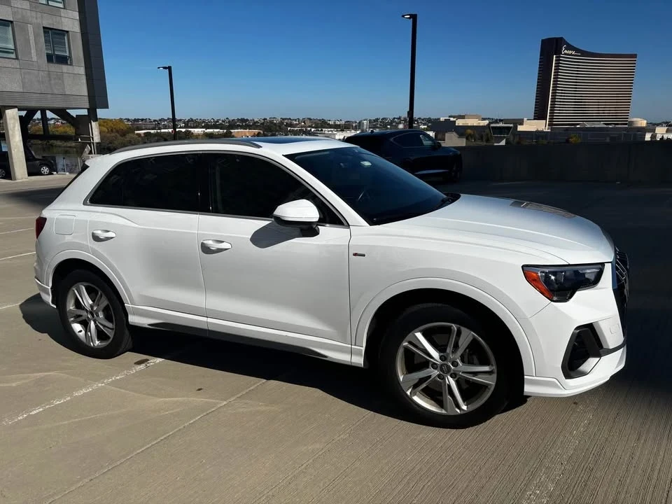 2020 Audi F3 Q3 - Image 2 of 10