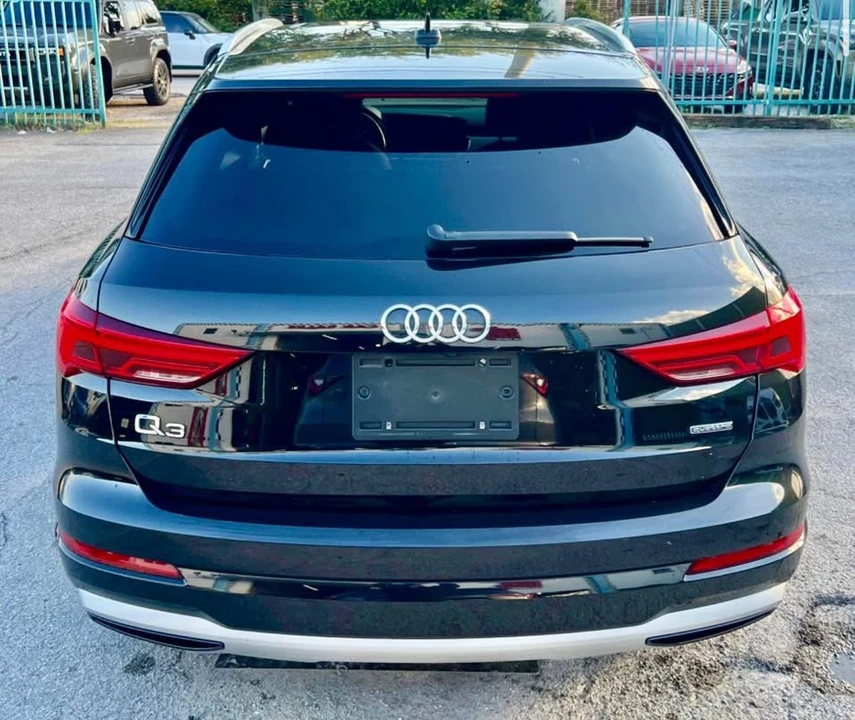 2021 Audi F3 Q3 - Image 3 of 7