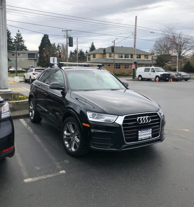2017 Audi 8U Q3 - Image 2 of 2