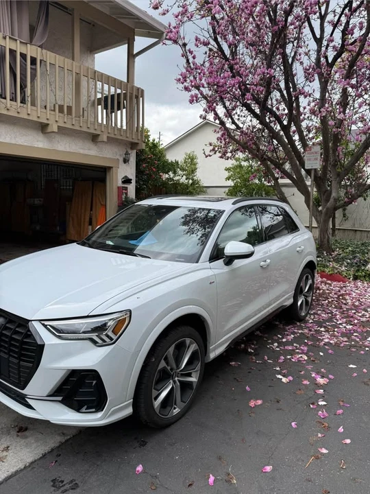 2021 Audi F3 Q3 - Image 2 of 10