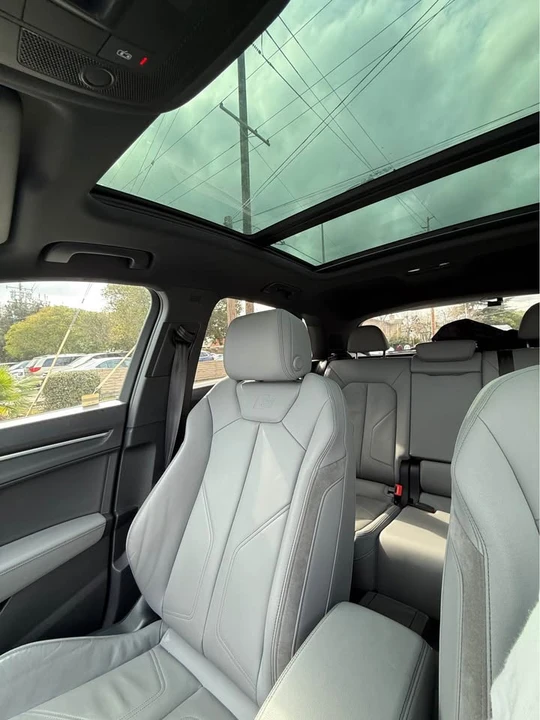 2021 Audi F3 Q3 - Image 9 of 10