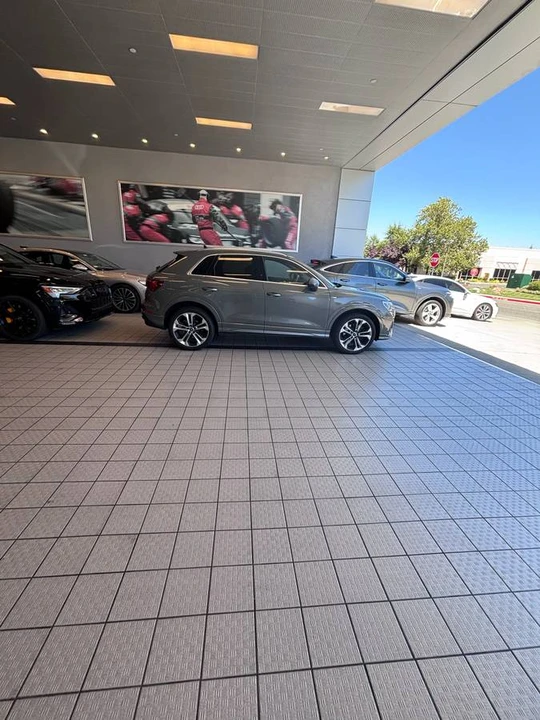 2020 Audi F3 Q3 - Image 3 of 4