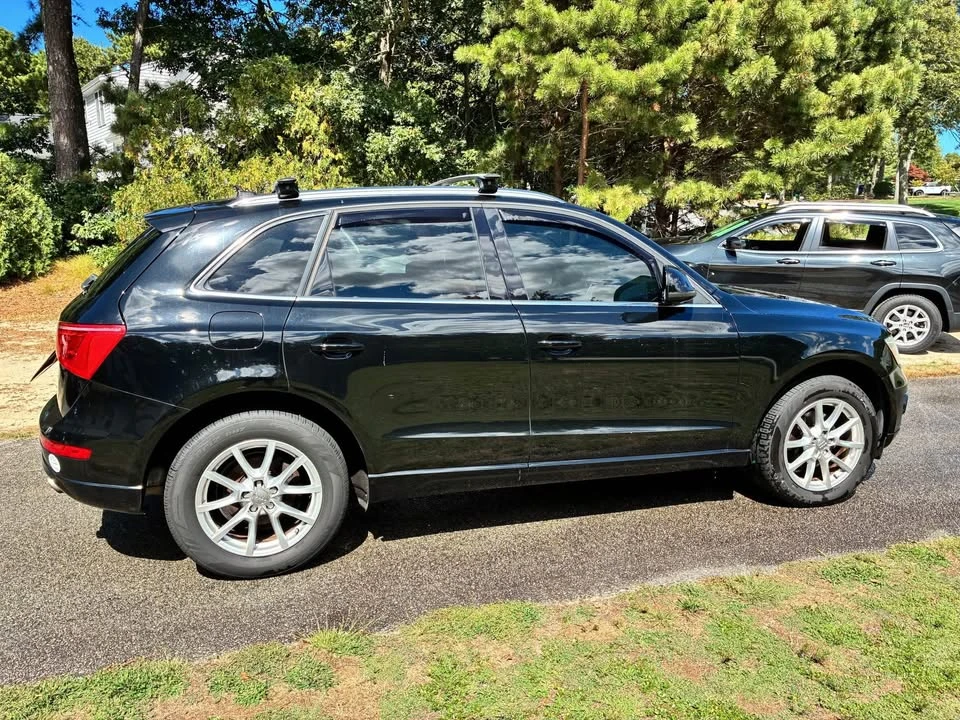 2010 Audi 8R Q5 - Image 8 of 8