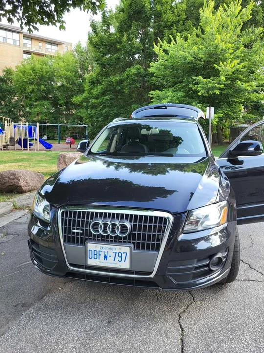2011 Audi 8R Q5 - Image 9 of 9