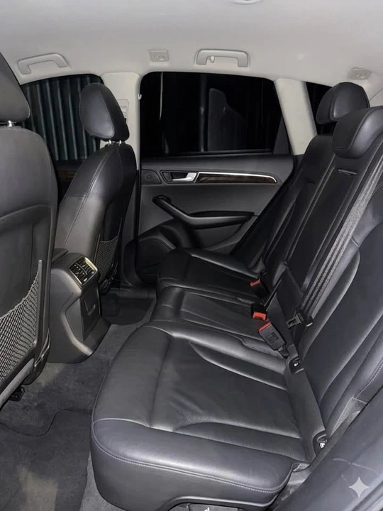 2011 Audi 8R Q5 - Image 7 of 8