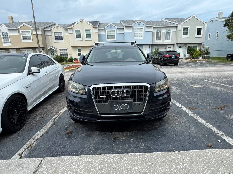 2012 Audi 8R Q5 - Image 2 of 11
