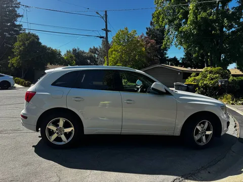 2012 Audi Q5 Premium Plus