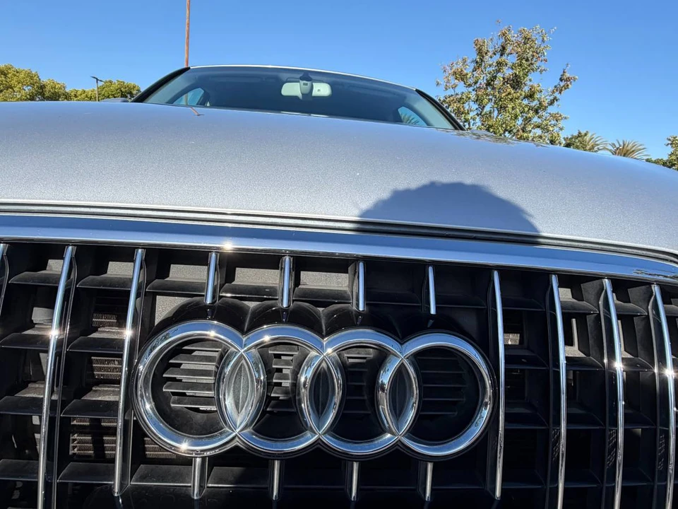 2013 Audi 8R Q5 - Image 2 of 14