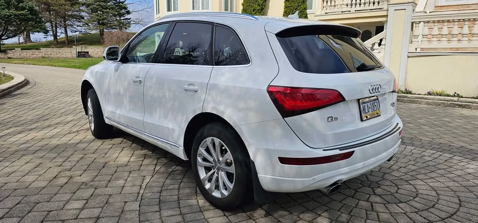 2013 Audi 8R Q5 - Image 2 of 10