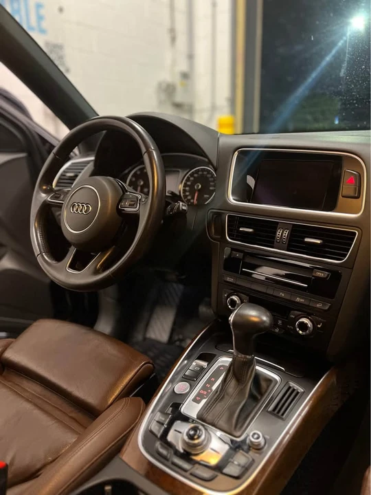 2015 Audi 8R Q5 - Image 2 of 10