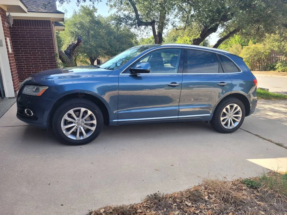 2016 Audi 8R Q5 - Image 2 of 10