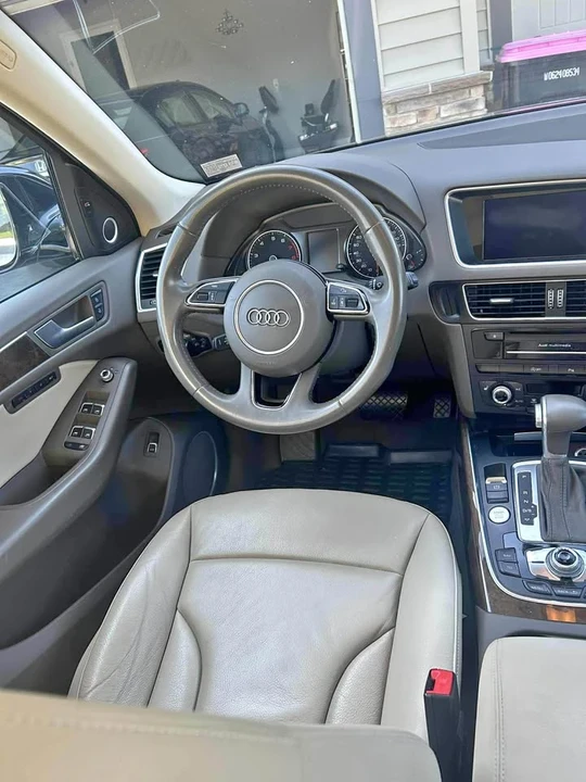 2017 Audi 8R Q5 - Image 2 of 11