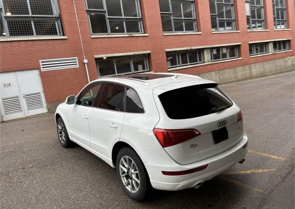 2010 Audi 8R Q5 - Image 5 of 8