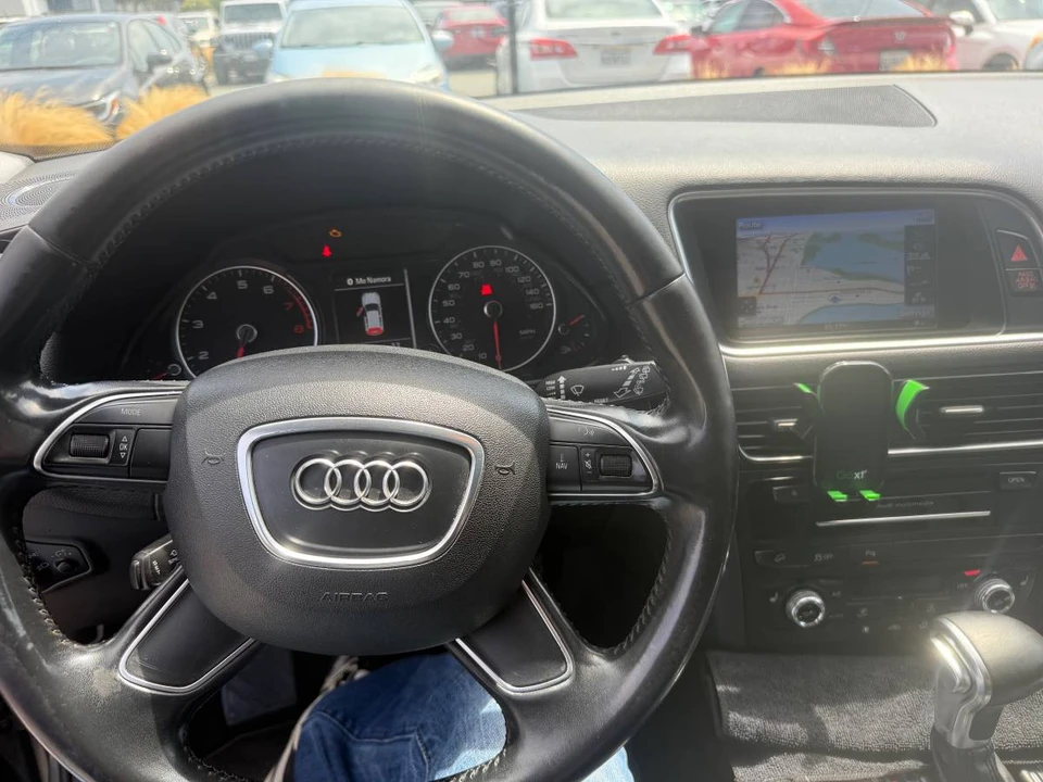 2015 Audi 8R Q5 - Image 14 of 15