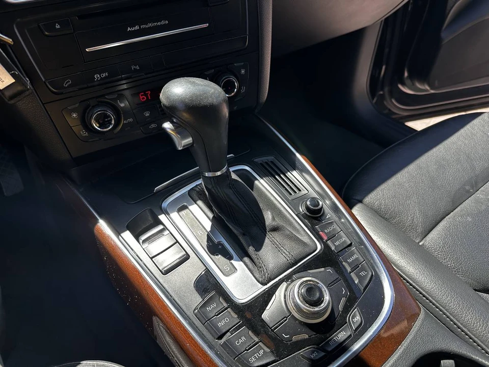 2012 Audi 8R Q5 - Image 8 of 17