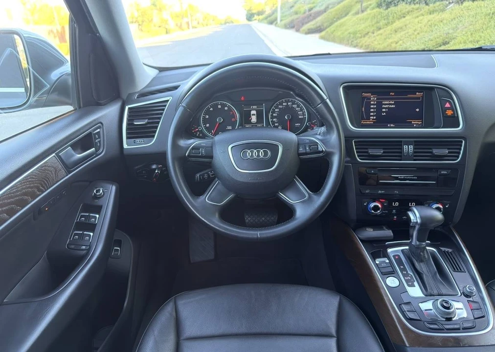 2013 Audi 8R Q5 - Image 11 of 12