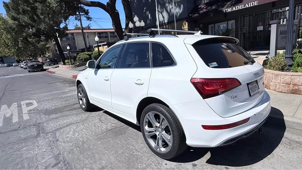 2013 Audi 8R Q5 - Image 2 of 8