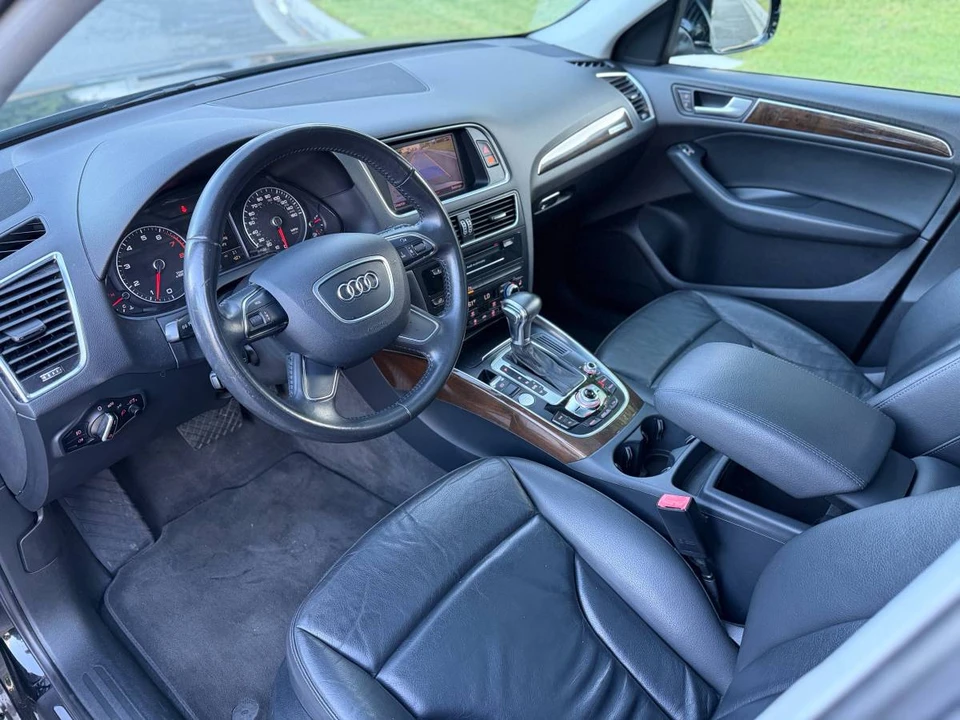 2013 Audi 8R Q5 - Image 11 of 24
