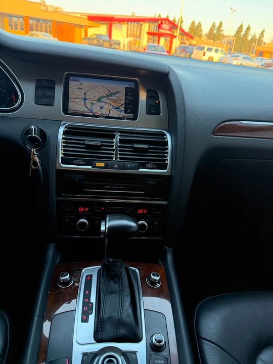 2013 Audi 4L Q7 - Image 4 of 10