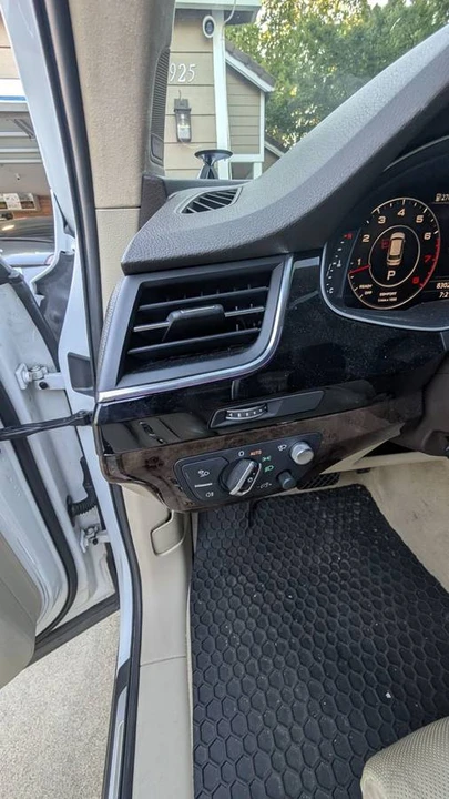 2017 Audi 4M Q7 - Image 16 of 17